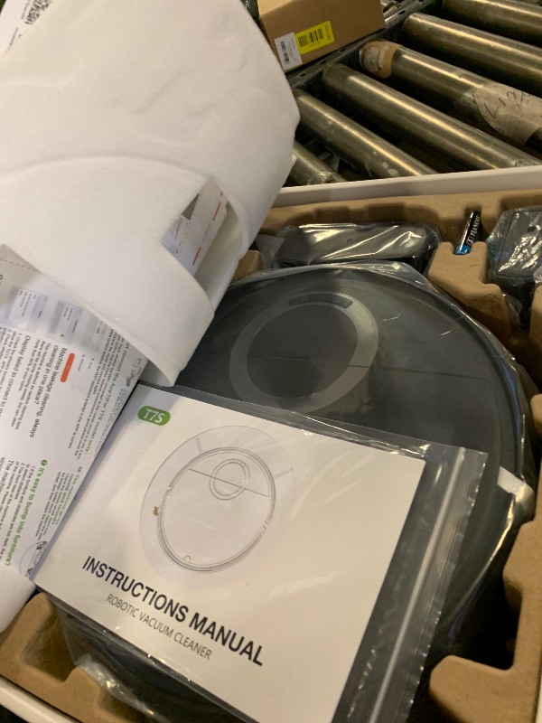 Photo 1 of UMMUND Robot Vacuum and Mop Combo, 2 in 1 Vacuum Cleaner Robot with Schedule, Wi-Fi/App/Remote, Max Suction 2000Pa, Self-Charging, Slim, Ideal for Hard Floor, Pet Hair, Low-Pile Carpet