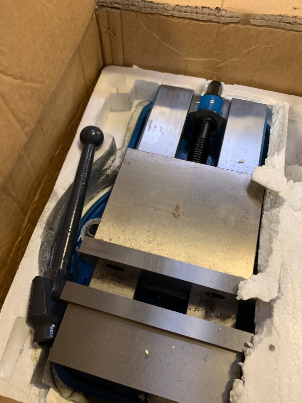 Photo 1 of VEVOR 6 Inch Heavy Duty Milling Vise Bench Clamp Vise High Precision Clamping Vise 6 Inch Jaw Width with 360 Degrees Swiveling Base CNC Vise
