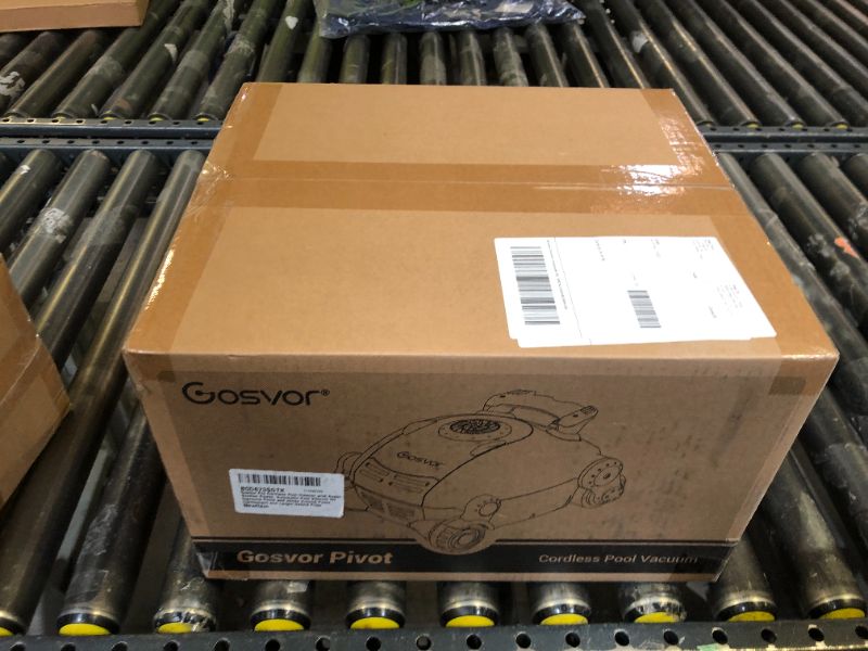 Photo 1 of CORDLESS POOLVACCUM