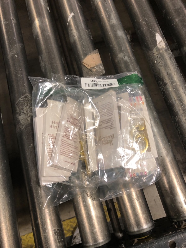 Photo 1 of 10-Pieces Numeral Birthday Candles, Birthday Digital Candle Baking Dessert Cake Party Romantic Atmosphere Decoration Number 0-9 Cake Top Decoration for Birthdays Wedding Anniversaries Parties