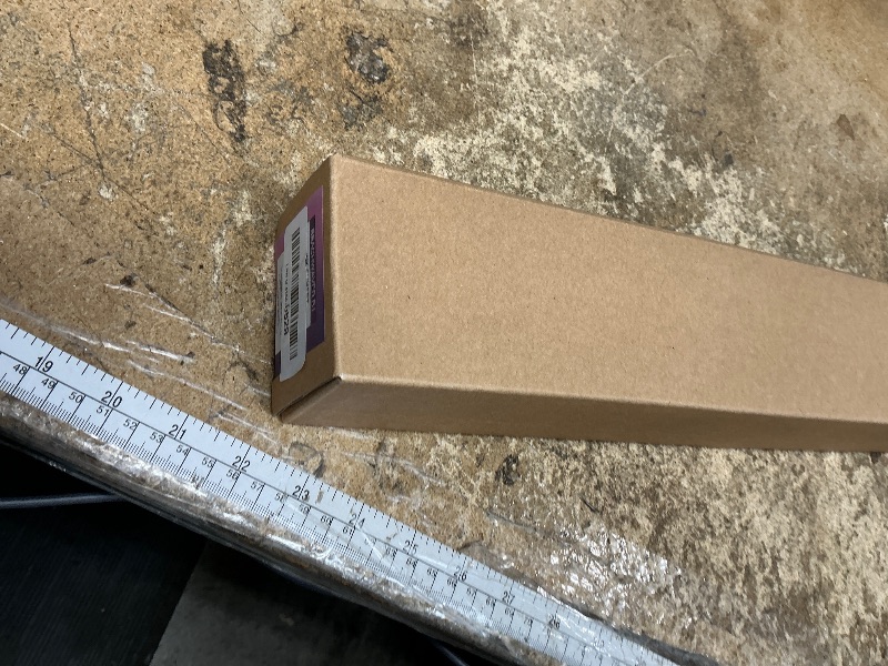 Photo 1 of Beachwaver B1 Rotating Curling Iron - Automatic 1 Inch Ceramic - Easy-to-Use Spinning Wand for Long-Lasting Waves - Auto-Shut Off and Dual Voltage (BW160)