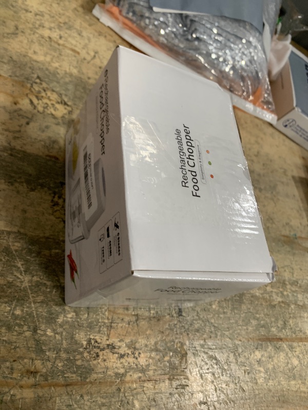 Photo 1 of ***POSSIBLY FOR PARTS*** Mini Food Chopper Cordless, 400ml Small Food Processor 1.6Cup, Battery USB-C Rechargeable Electric Garlic Chopper Wireless, Portable Meat Grinder Mincer Veggie Blender Kitchen Mixer w/ 6 Blades, White