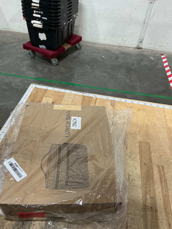 Photo 1 of *DIRTY* DALINDA Insulated Lunch Bag for Women,12L Cooler Bag Lightweight Nylon Waterproof Lunch Box LunchBags for Work (Black)