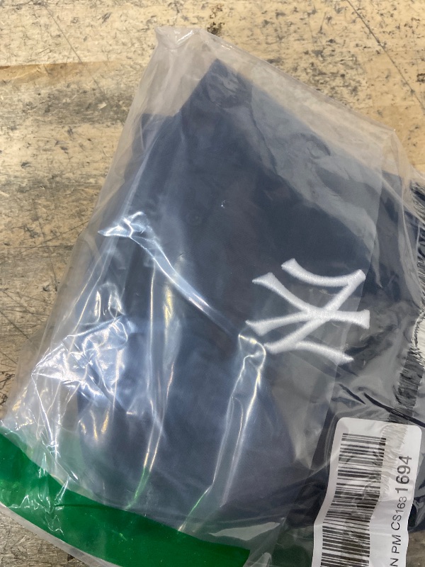 Photo 1 of '47 MLB New York Yankees Brand Clean Up Adjustable Cap, One Size, Black