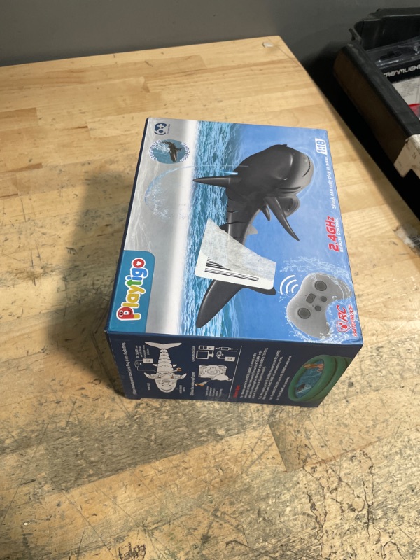 Photo 1 of ***FOR PARTS ONLY/ NON-FUNCTIONAL*** 2.4Ghz Remote Control Shark Pool Toys for Boys Kids,Highly Realistic Shark Pool Toys for Kids,RC Boat Outdoor Water Toy with Light and Spray Water for Boys Girls Ages 6+ (with 2 Batteries)