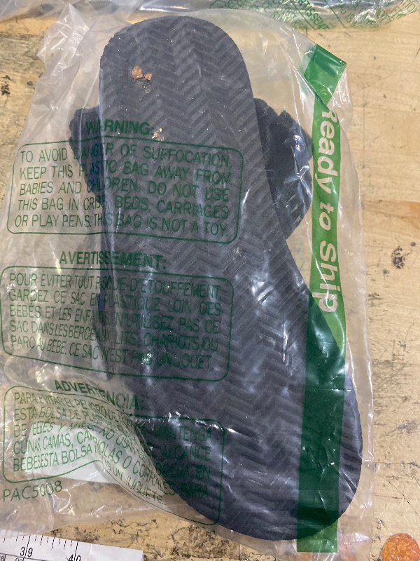 Photo 1 of *** DIRTY NEEDS TO BE WASHED** YOCCI Women's Original Sport Sandals Hiking Sandals with Arch Support Yoga Mat Insole Light Weight Outdoor Water Shoes