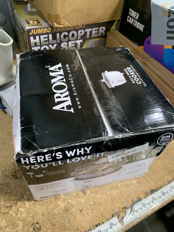 Photo 1 of **UNTESTED/POSSIBLY FOR PARTS*** Aroma Housewares Aroma 6-cup (cooked) 1.5 Qt. One Touch Rice Cooker, White (ARC-363NG), 6 cup cooked/ 3 cup uncook/ 1.5 Qt.