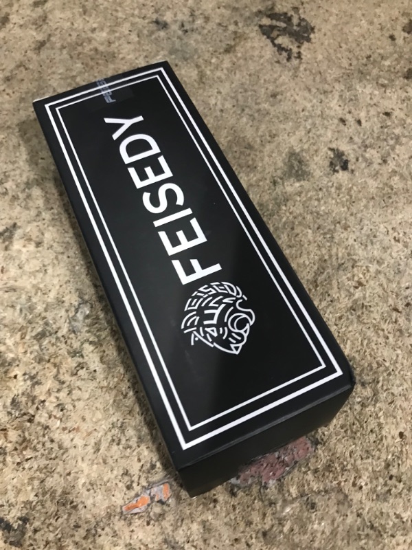 Photo 1 of (USED/FAIR) (GOOD) FEISEDY Retro Aviator Reading Glasses Women Men Blue Light Blocking Reader Plastic Lightweight Frame B0071(Black,1.5x)