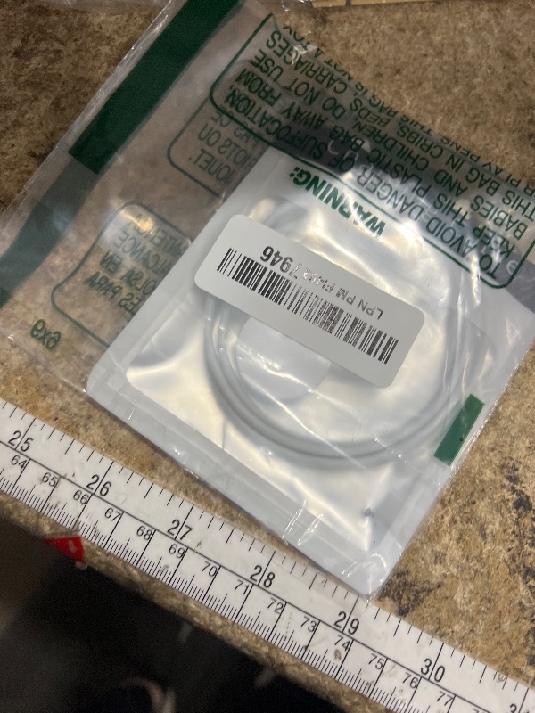 Photo 1 of ???? ???????? for Apple Watch Charger Magnetic Fast Charging Cable [Portable] Magnetic Wireless Charging Compatible with iWatch Series Ultra/SE/11/10/9/8/7/6/5/4/-[3.3FT] White