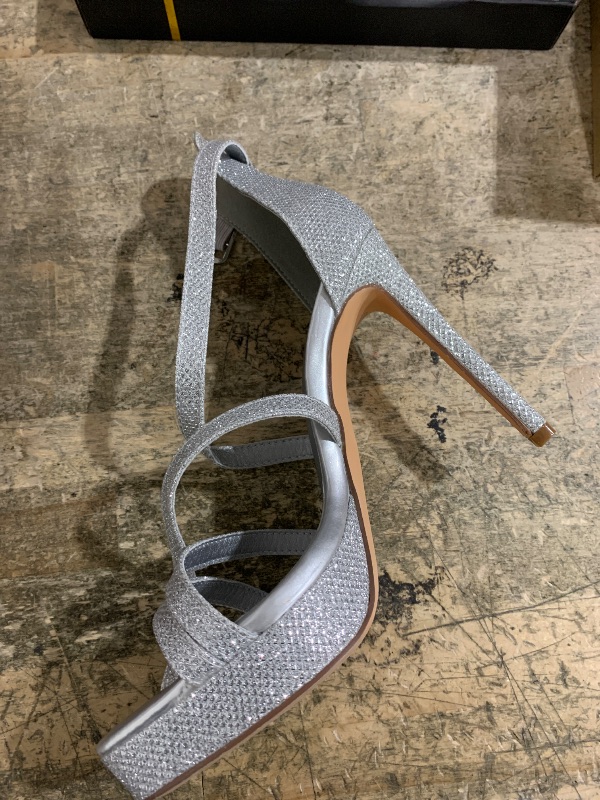 Photo 1 of ****size 5.5*** IDIFU Silver Glitter Strappy High Heels - Platform, Stiletto Wedding Party Bridal Dress Shoes (5.5)