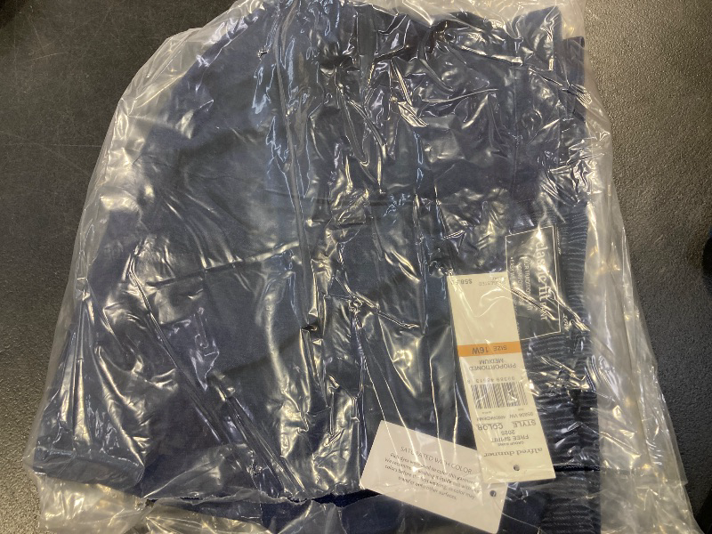 Photo 1 of Alfred Dunner Free Spirit Women's Mid Rise Straight Leg Jean, 16w, Blue
