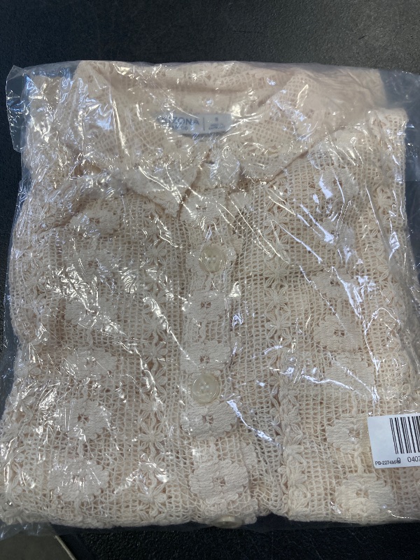 Photo 1 of Arizona Women's Short Sleeve Juniors Camp Shirt, Small, White
