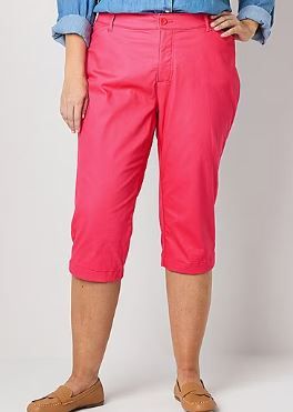 Photo 1 of St. John's Bay Women's Straight Mid Rise Plus Capri Pant - 12

