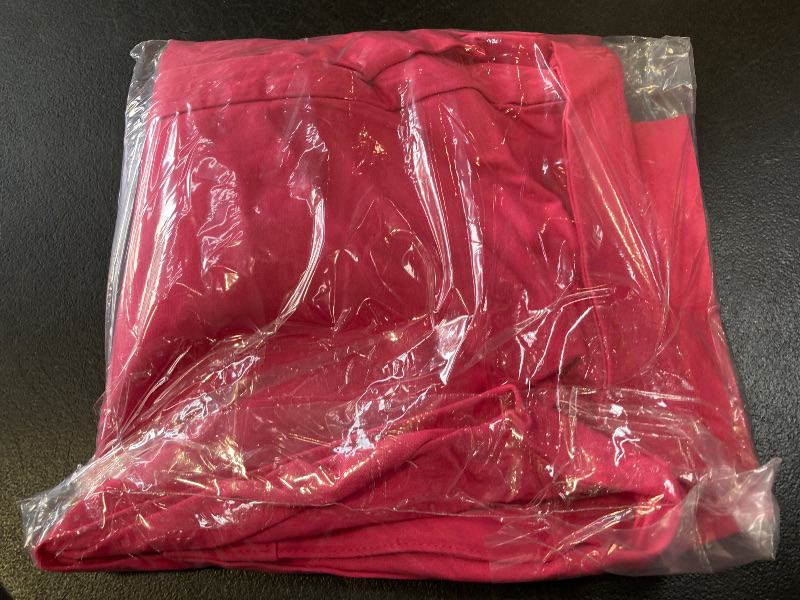 Photo 1 of St. John's Bay Women's Straight Mid Rise Plus Capri Pant - 12
