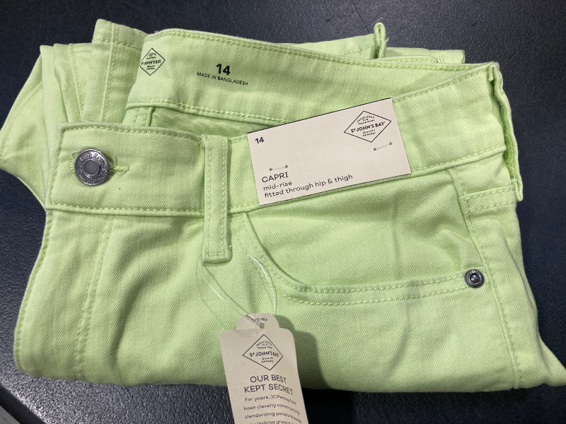 Photo 1 of St. John's Bay Women's Skinny Mid Rise Skinny Fit Capri Pant, 14, Green
