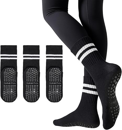 Photo 1 of American Trends Pilates Socks with Grips for Women Yoga & Barre - Non Slip (2 Pairs)