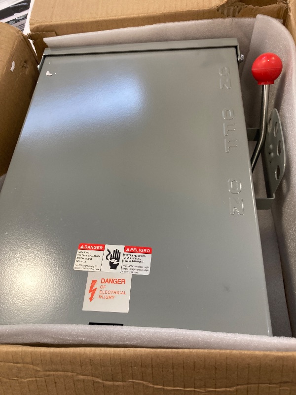 Photo 1 of 100A Manual Transfer Switch for Generator, Manual Generator Transfer Switch, 120/240-Volt 24000W General-Duty Double-Throw Safety Switch, NEMA 3R for Outdoor and Indoor, 100 Amp 2P