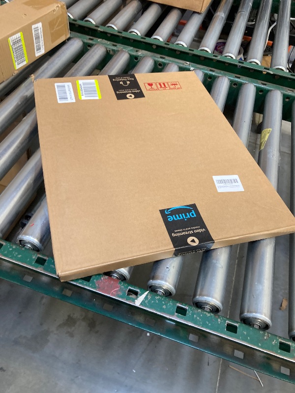 Photo 1 of  14x18 Wood Frame Brown, Rustic Natural Wooden 18x14in Poster Picture Frame, Distressed 14 x 18inch Woodgrain Gallery Photo Frame with HD Plexiglass, Horizontal Vertical Wall Mounting Display 1pcs 