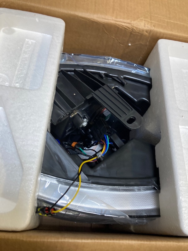 Photo 1 of  Headlights Pair Assembly for 2007 2008 2009 2010 2011 2012 2013 Chevy Silverado 1500, Compatible with 07-14 Chevy Silverado 2500HD 3500 Headlamp Replacement Chrome Housing Amber Reflector 