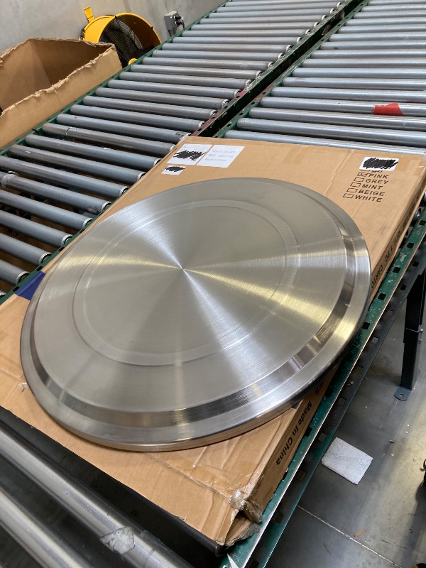 Photo 1 of 27" AROUND METAL PLATE OR CAP 