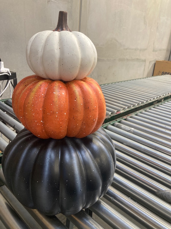 Photo 1 of Red Shed Pumpkin Stack