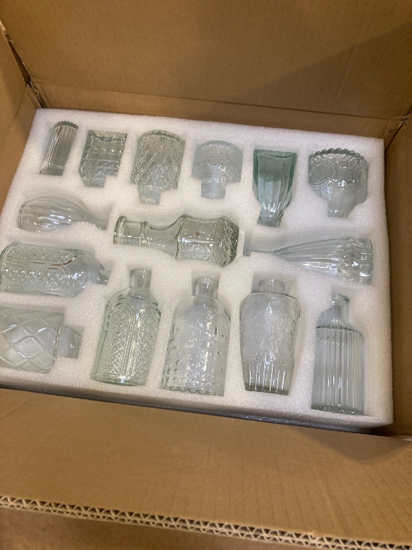 Photo 1 of Aheroi 32 Pcs Bud Vase Set, Clear Vases for Centerpieces, Cute Glass Bud Vases Small Vases for Flowers, Mini Vase Flower Vase Set for Wedding Decorations, Room Office Table Decor