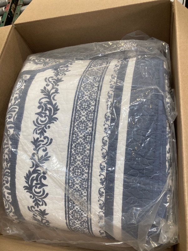Photo 1 of  DDUOXIN Oversized King Bedspread - 120" W x120 L Extra Wide - 100% Cotton California Quilt with 2 Pillow Shams, Botanical Reversible Lightweight Coverlet Bedding Set, Blue/White 