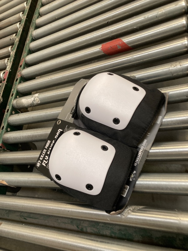 Photo 1 of 187 Killer Pads Fly Knee Pad, Grey/White, Large