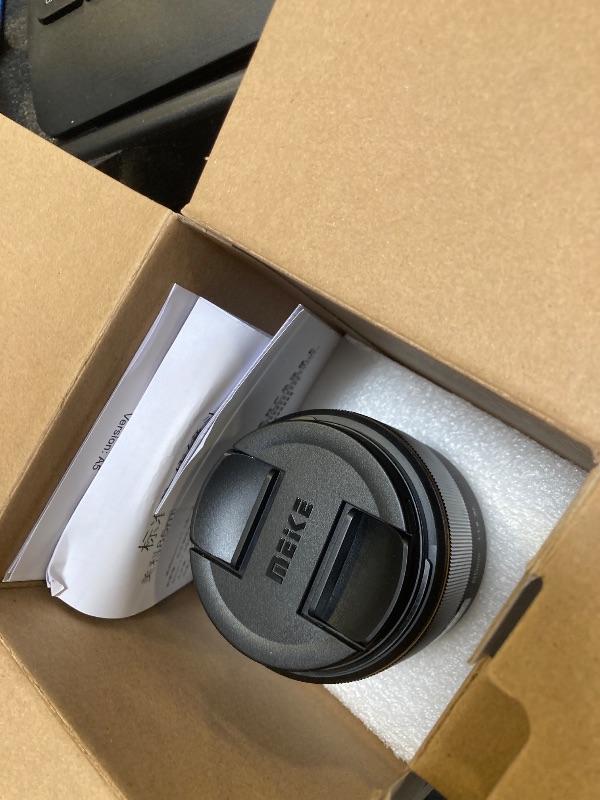 Photo 1 of Meike 85mm F1.8 Full Frame Auto Focus Medium-Telephoto Portrait Lens Compatible with Canon EOS EF Mount Digital SLR Cameras 5D Mark IV 6D Mark II