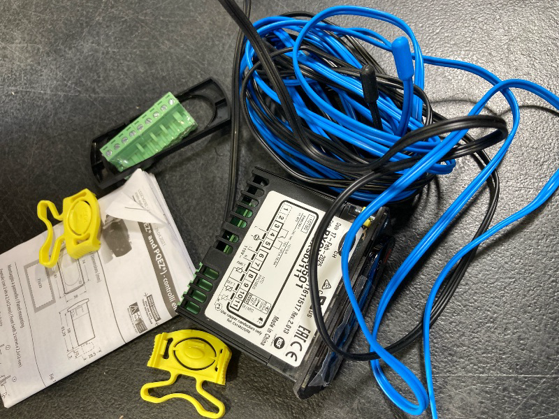 Photo 1 of Upgraded PZGXS0J111 Temperature Thermostat with 2 * 10FT NTC Probe Sensors 115V with Sensitive Terminal Blocks?Clips, Plugs and Manual Instruction?Replacement for Carel and All Refrigerator Types