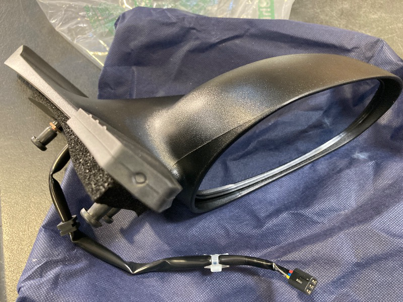Photo 1 of TYC 2540231 Door Mirror Right-Side Compatible with 1999-2004 Ford Mustang
