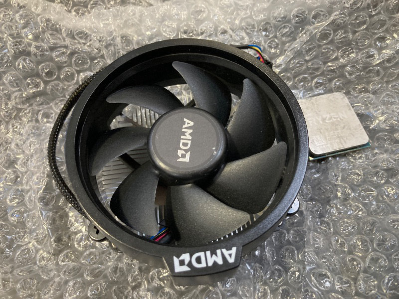 Photo 1 of AMD Ryzen 5 5500 6-Core, 12-Thread Unlocked Desktop Processor with Wraith Stealth Cooler