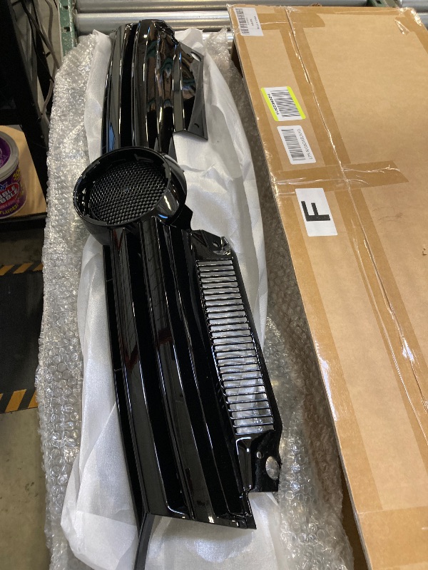 Photo 1 of PartsFlow Front Sport Black Grille For 2011 2012 2013 2014 Volkswagen Mk6 Golf GTI Jetta Sportwagen
