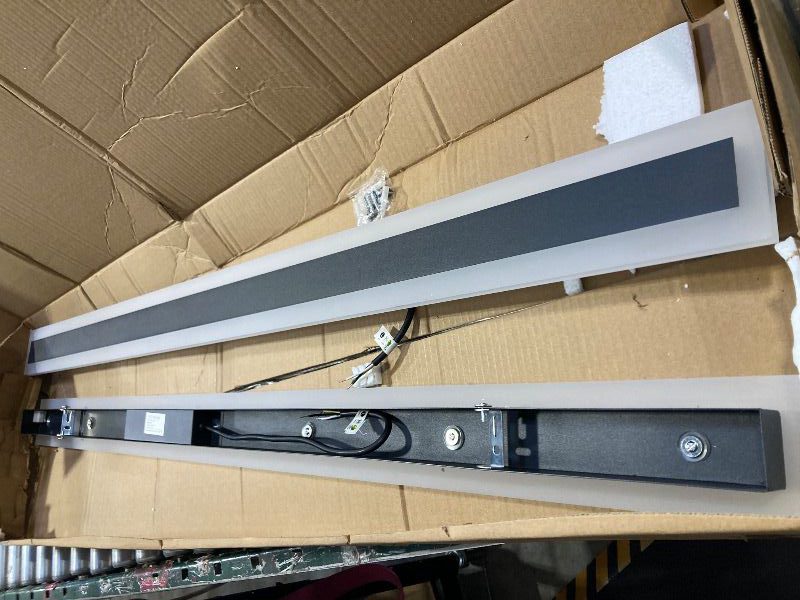 Photo 1 of LED Wall Lights  2pcs 