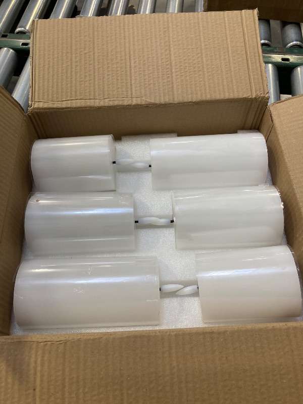 Photo 1 of 12 Pcs White Flameless Candles Flat Top LED Candles with Remote Timer, Pillar Flameless Candle Bulk Flickering Battery Operated Candle for Wedding Festival Outdoor Home Decor D 3'' H 4'' 5'' 6''