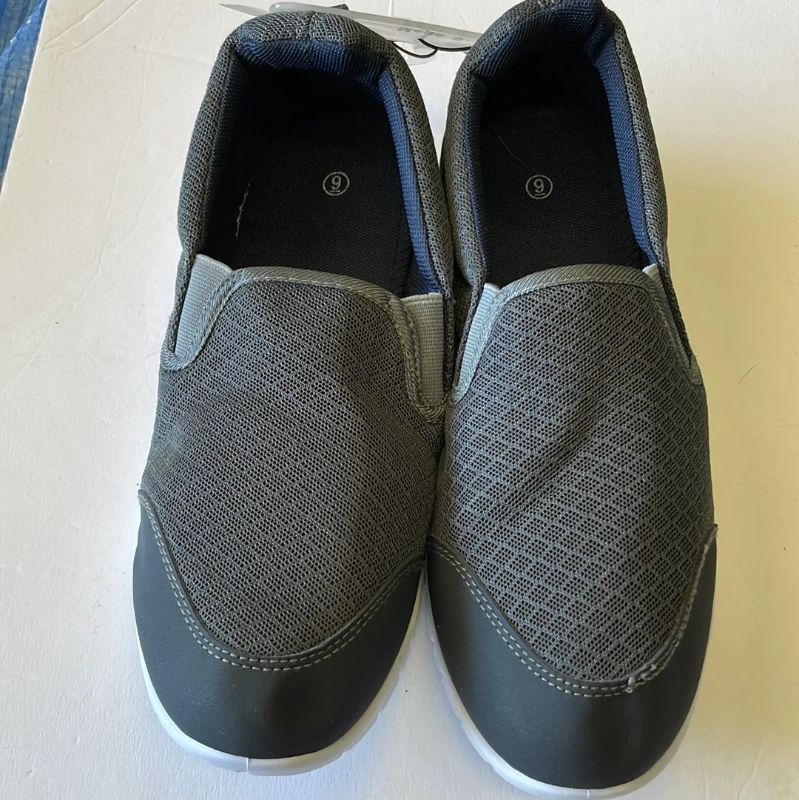Photo 1 of Men’s, Zone Pro Slip on Athletic Shoe, 9
