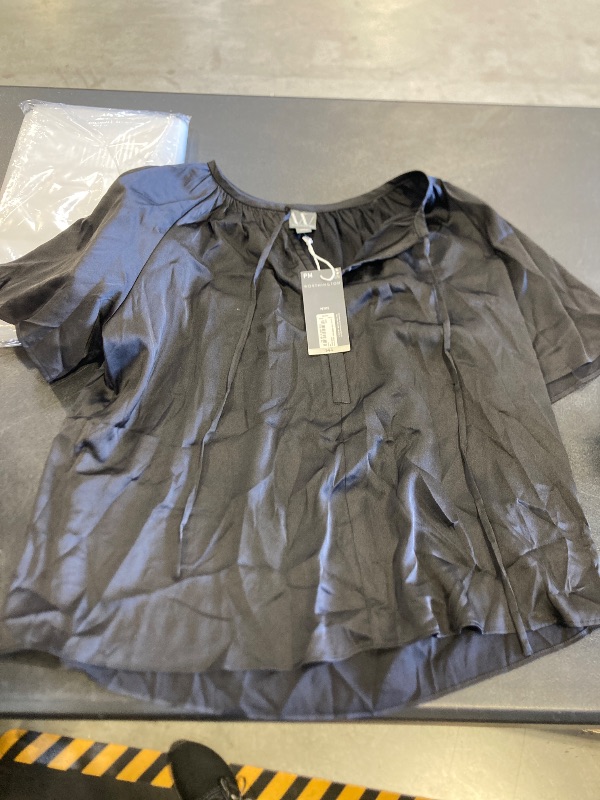 Photo 1 of womens worthington black short sleeve shirt size pm
