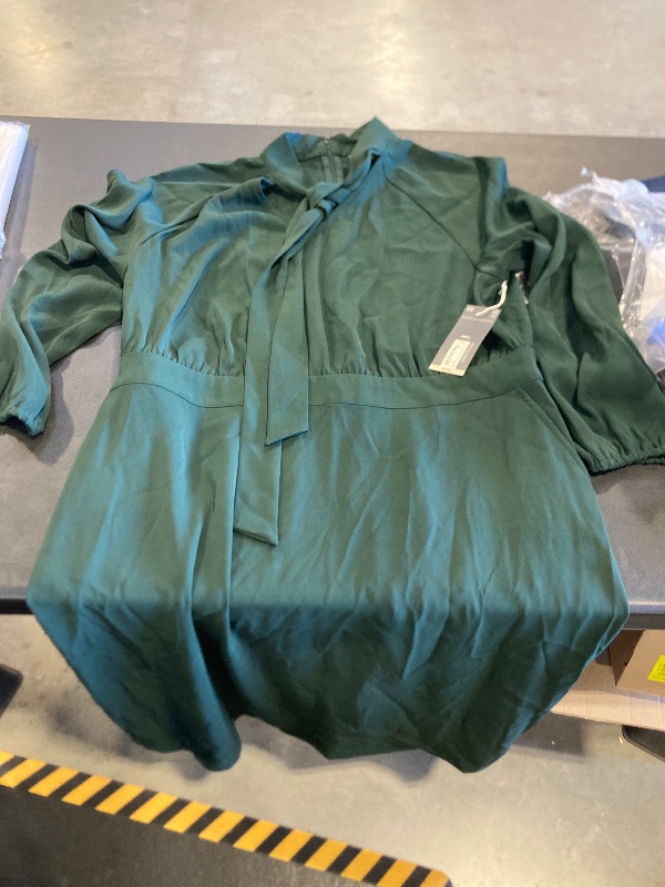 Photo 1 of womens worthington lincoln green tie in front dress size 0x