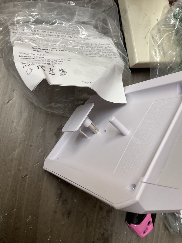 Photo 1 of USB Wall Charger, POWERIVER Multi Outlet Extender Surge Protector with 4 USB Ports, 1680J Wall Outlet Adapter Spaced for Home School Office, ETL Listed, White