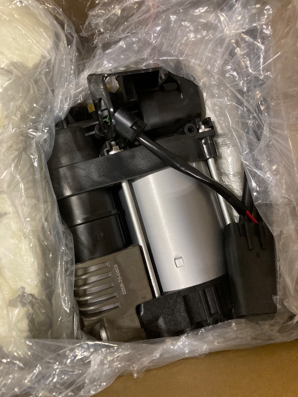 Photo 1 of Air Suspension Compressor Pump Replacement for Do-dge Ram 1500, Jeep Grand Cherokee and Telsa Model S Car Air Suspensions, OE Replace Part 68204387, 600640300A
