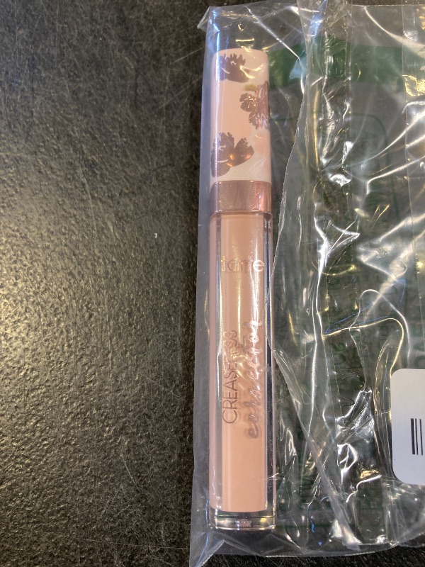 Photo 1 of tarte creaseless corrector – Blendable Formula to Neutralize look of Dark Circles, Blemishes, Redness & Discoloration with Vitamin E, Hydrating, Vegan & Cruelty Free
