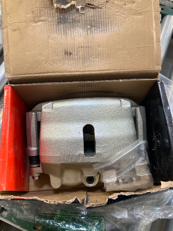 Photo 1 of A-Premium Brake Caliper Assembly Replacement for Cadillac DeVille Chevrolet Astro Tahoe Silverado 1500 Suburban GMC Safari Sierra Yukon Yukon XL 1999-2005 Rear Side 2-PC