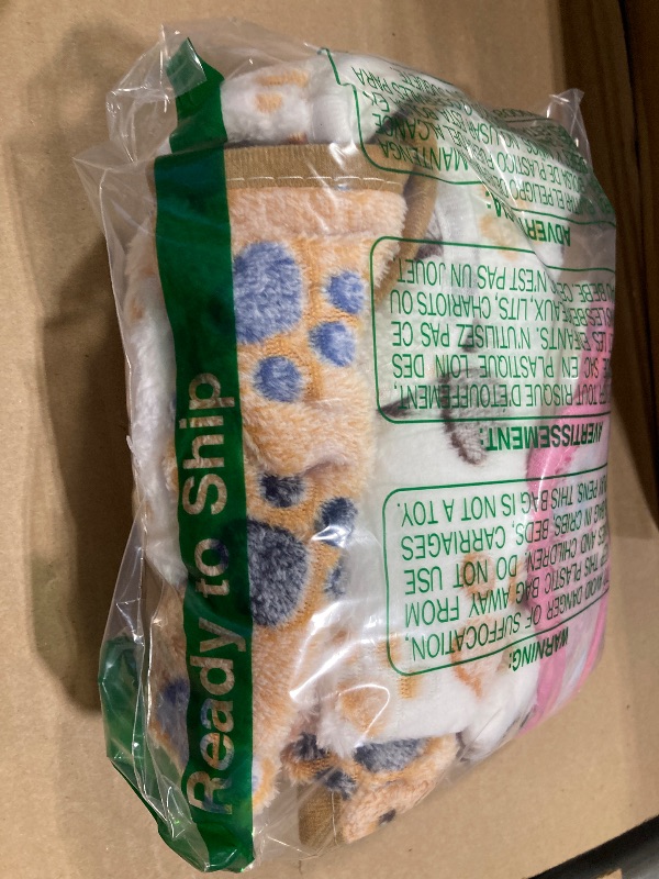 Photo 1 of 1 Pack 3 Blankets Fluffy Premium Fleece Soft Pet Blanket Flannel Throw for Cat Dog Puppy (Small 23x16'', Paw-White/Pink/Brown)