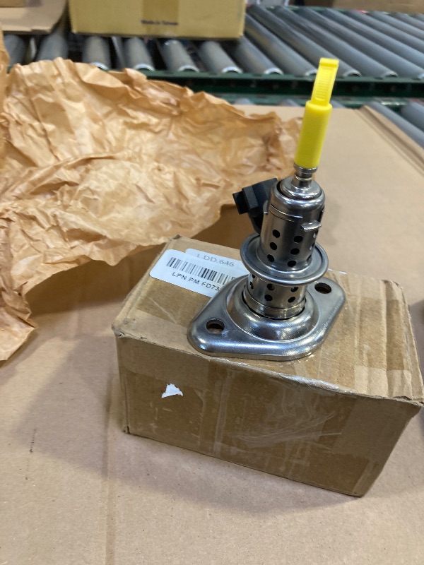 Photo 1 of 55501991 DEF Fluid Injector Fit for Chevrolet Cruze Equinox Colorado Express 2500 3500 Compatible For Terrain Canyon Savana 2500 2.8L Replacement for 55501991