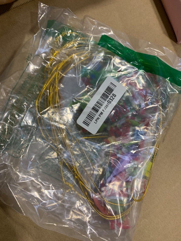 Photo 1 of 18 Pcs Christmas Tree Decoration Cute Green Monster Christmas Hanging Ornaments Acrylic Tree Ornaments Mini Xmas Green Hanging Pendant for Party Decoration Supplies 8cm/3.15in