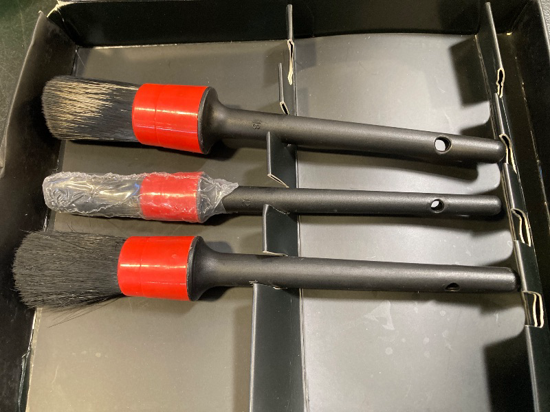 Photo 1 of KOCHCHEMIE Koch Chemie - Exterior Brush Set – 4 Color-Coded Brushes with Interchangeable Angled Handles for Rims, Plastics, Glass, and Sensitive Surfaces – Acid-Resistant and Multi-Purpose