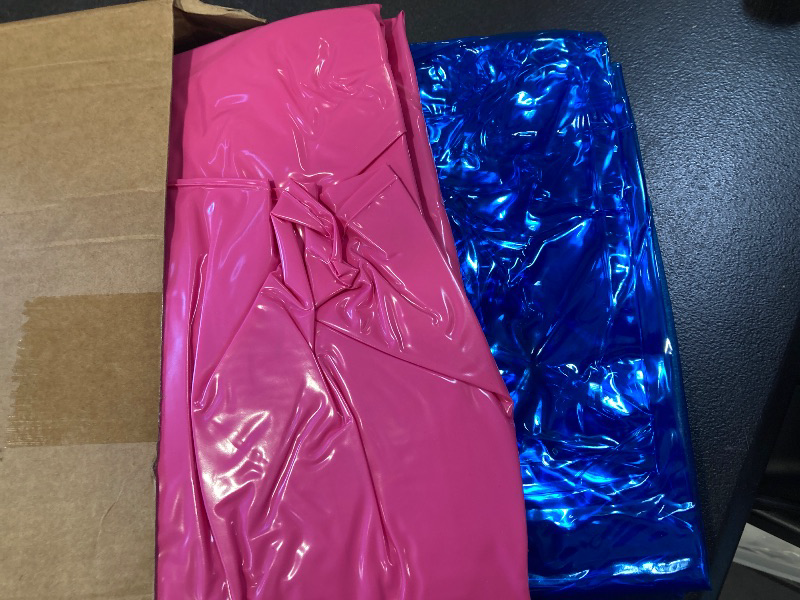 Photo 1 of 4 Pcs 28 Inch Kids Inflatable Chairs Blow up Chairs Inflatable Furniture Novelty Blow up Couch Seat Waterproof PVC Air Sofa Couch for Kids Beach 90s Party Camping, Picnics Party Supplies(Blue, Pink)