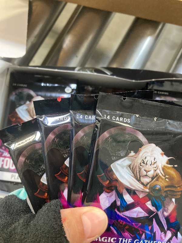 Photo 1 of Magic: The Gathering Foundations Play Packages Multipack (English Version)