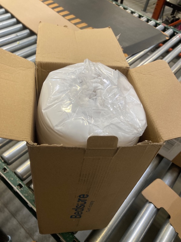 Photo 1 of Bedsure Comforter Duvet Insert - Quilted Comforters Twin Size, All Season Duvet, GentleSoft Down Alternative Bedding, with 8 Tabs, Gifts for Women/Men, White, Twin 88 x 68 Inches