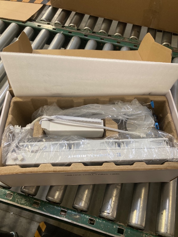 Photo 1 of Thermalright Frozen Notte 360 White ARGB V2 Water Cooling CPU Cooler, 360 Specification CPU Liquid Cooler,3 PWM Fans, S-FDB Bearings, Suitable for AMD:AM4/AM5, Intel LGA 1851/1700/115X/1200/2011